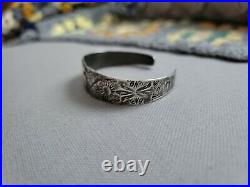 Antique Harvey Era Navajo Whirling Log Stamped Arrows Sterling Cuff Old Pawn