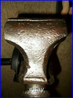 Antique Peter Wright Blacksmith Post Leg Vise 4 Jaw Serifed Stamped Screw Nice