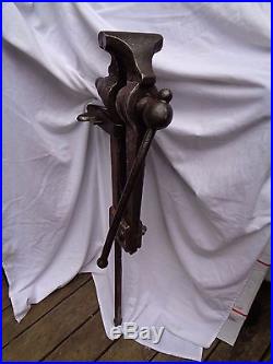 Blacksmith Post Leg Vice Vise, Indian Chief Columbus Forge & Iron Co. 1900, Stamped