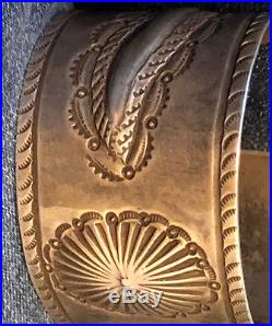 Exquisite 1930s Bracelet Ingot Hand Constructed Repousse´ Hand Stamped Very Fine