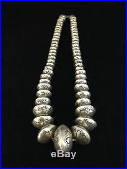 Leo Leandro Yazzie Stamped Sterling Silver Graduated Bench Bead Necklace