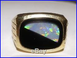 Men's 14K Yellow Gold Ring Inlay Opal Onyx Stamp V38 14k Holland Vintage Estate