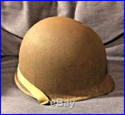 Nice Original WWII 1943 M1 HELMET FRONT SEAM FIXED BALE Stamp 556B with LINER