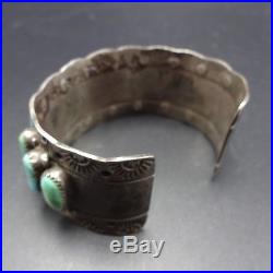 OLD 1930s ZUNI Hand Stamped Sterling Silver TURQUOISE Cuff BRACELET Besselente