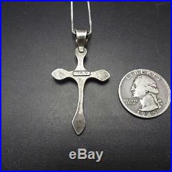 Vintage NAVAJO Cast & Hand-Stamped Sterling Silver CROSS PENDANT + 16 Box Chain
