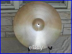 Zildjian 22 Med. A Ride Cymbal. 70's thin stamp. 3862 grs. VG+